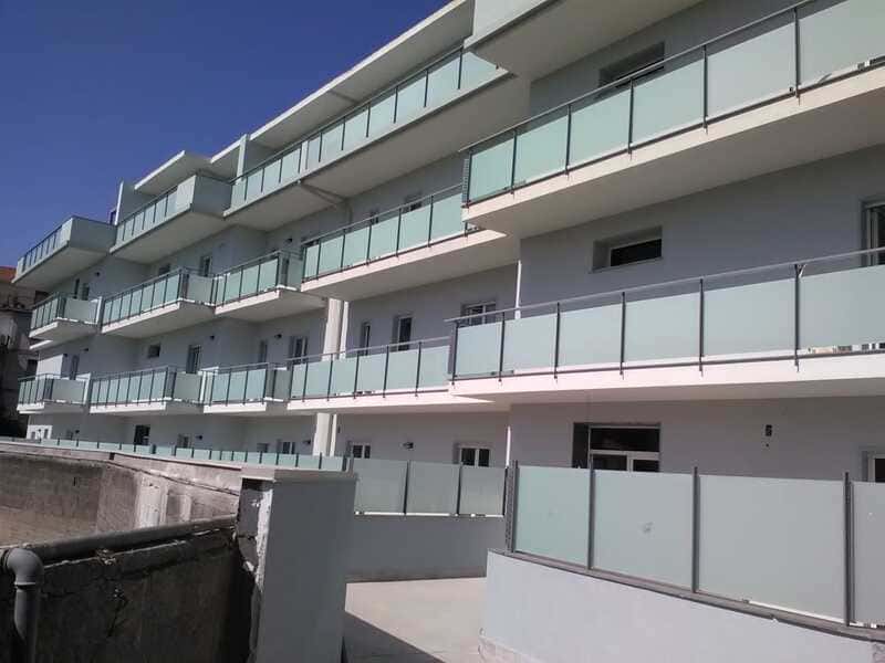 edificio a vetri